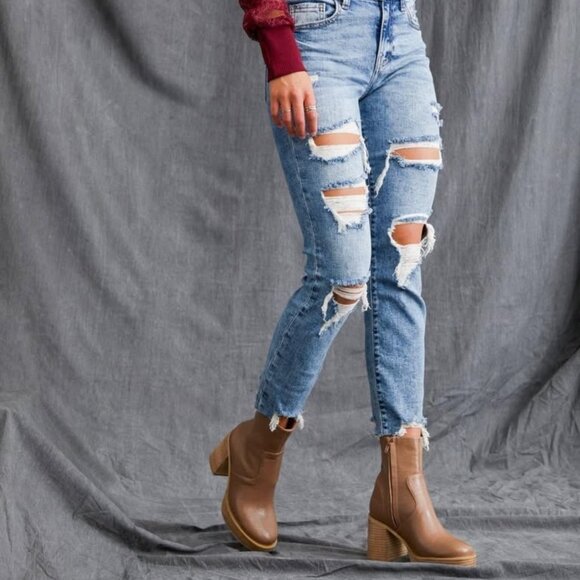 Oasis Society Chunky Heeled Ankle Boots - Picture 3 of 7